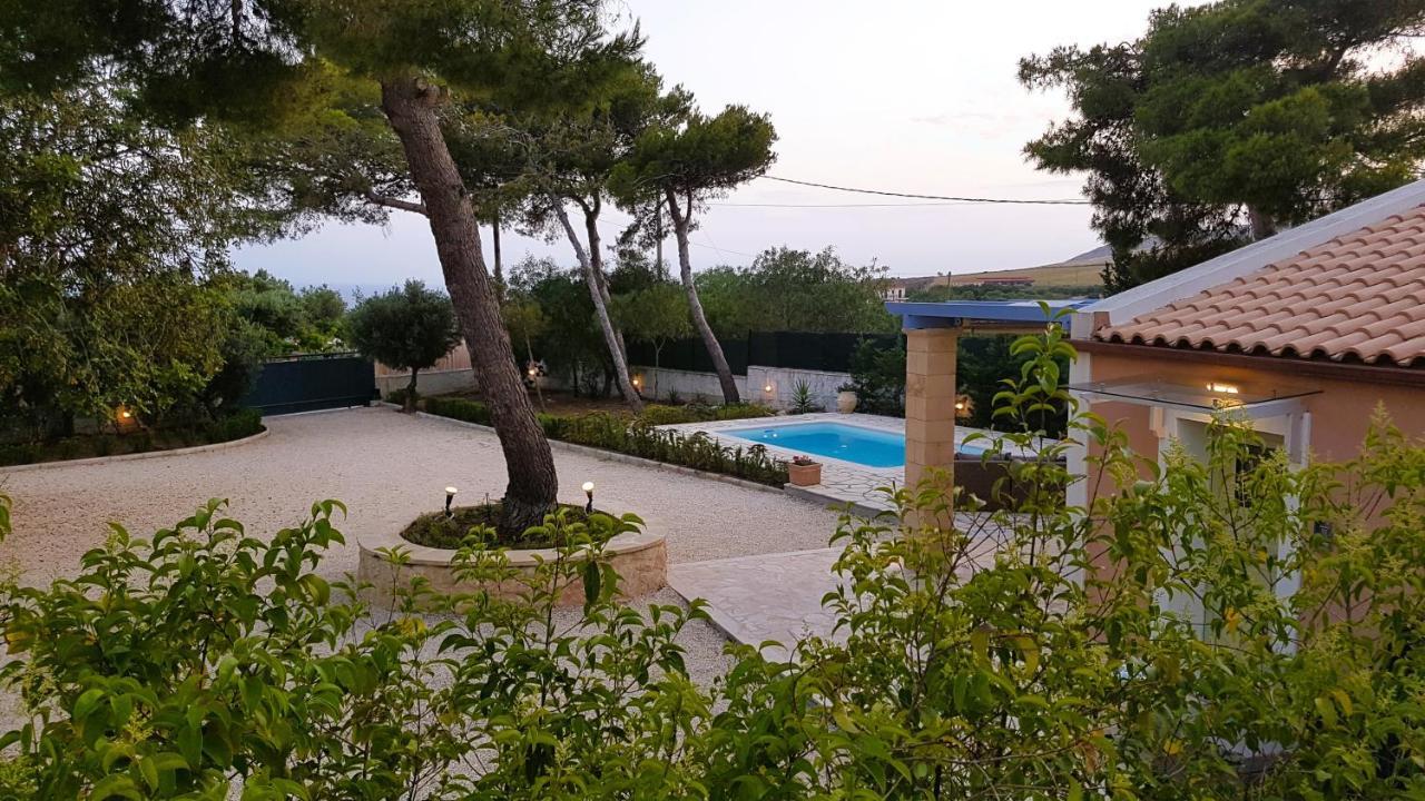 Ponderosa Villa Lixouri Buitenkant foto